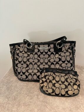 VINTAGE Coach Gallery Signature Zip Tote WITH Matching Wristlet